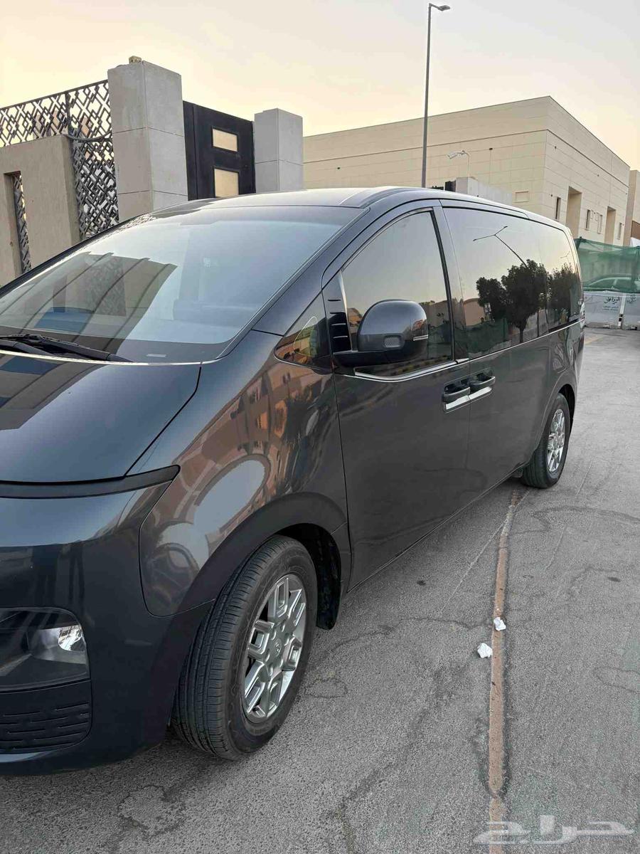 سياره. H1 موديل 2023 للبيع جير على الشرط يوجد بعض الرشوش متف64577472156803111