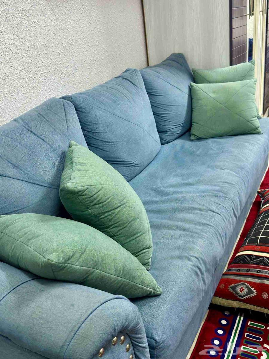 L-shaped sofa in excellent condition, like new64415894727554110
