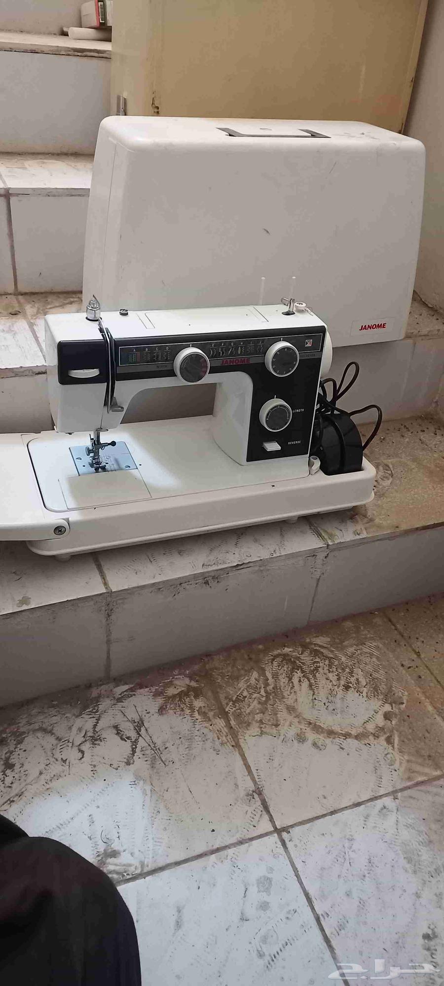 مكاين خياطه للبيع عدد ثلاثة مكاين خياطه للبيع64414940410881111