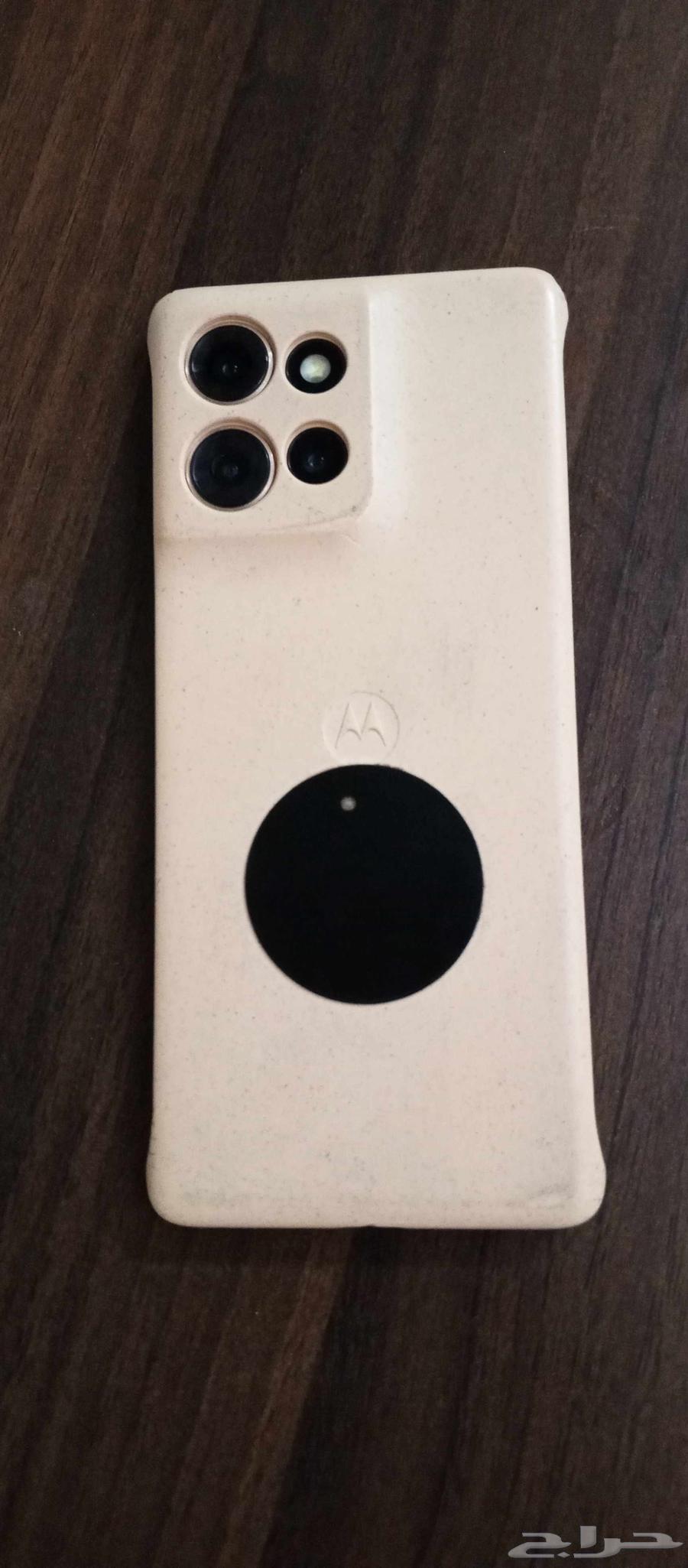 جوال موتوريلا Motorola edge 5064416994688385111