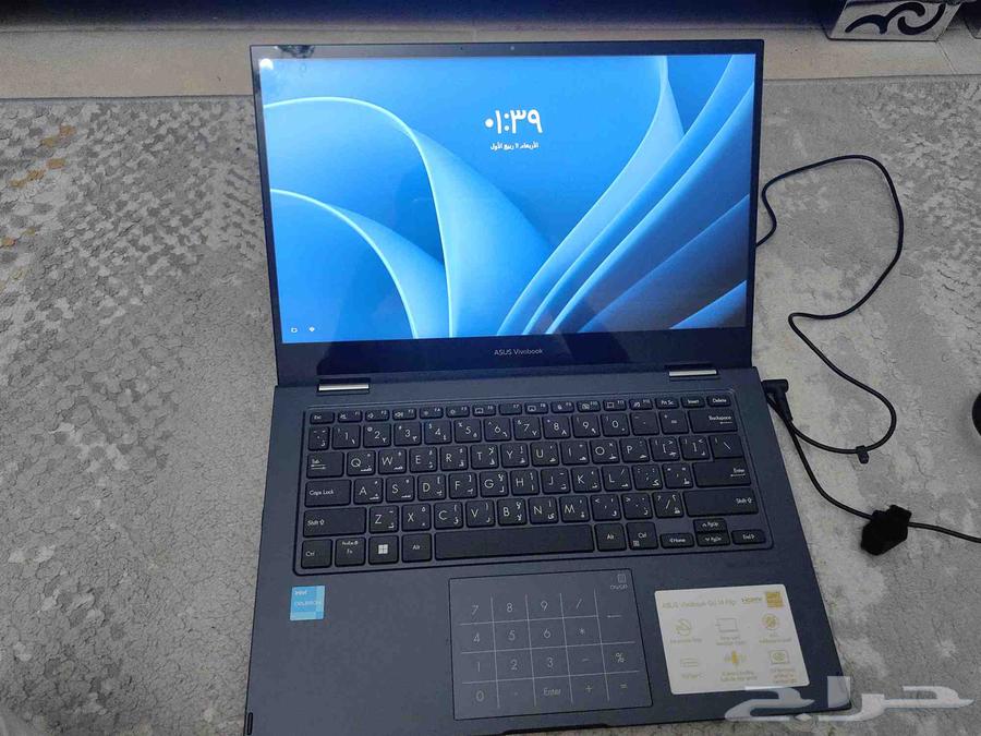 New ASUS computer comes with a pen and bag. 512GB capacity64415047511041110