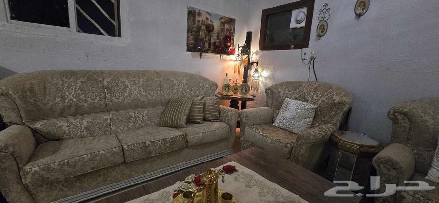 متفرقات للبيع اطقم كنب64416307680641111