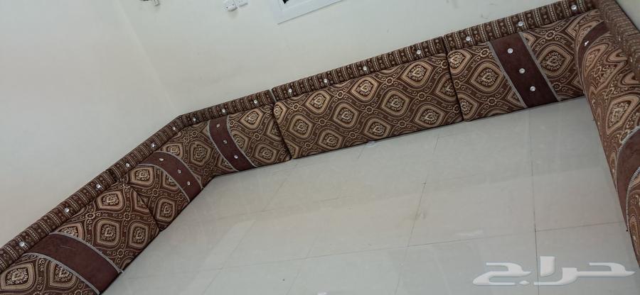 مساند ضهر اخو الجديد سعر بلاش 150 ريال من الاخر64416928229505110