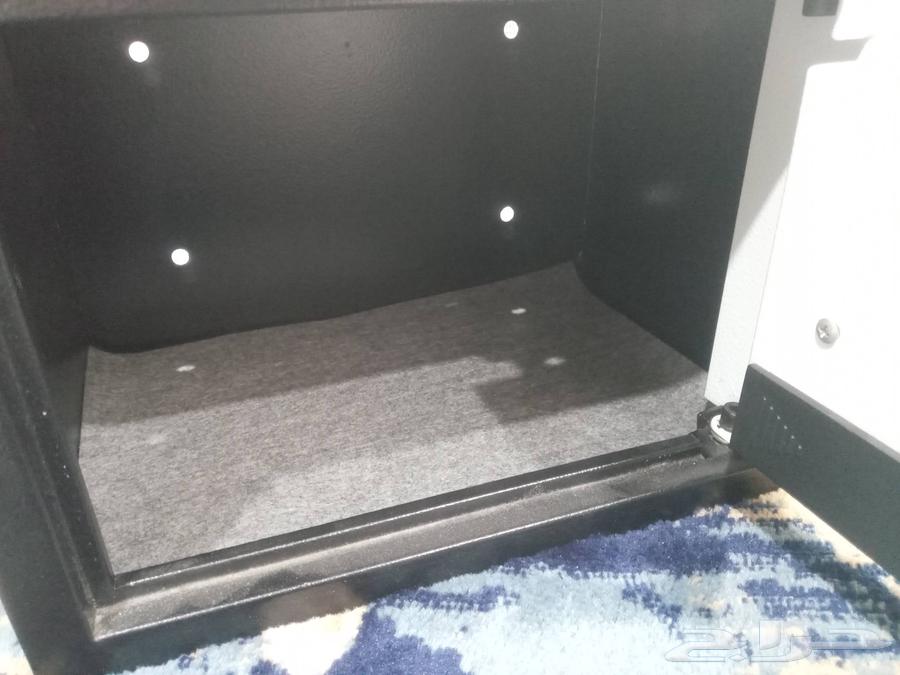 خزنة حديد صغيرة للبيع64402036330241112