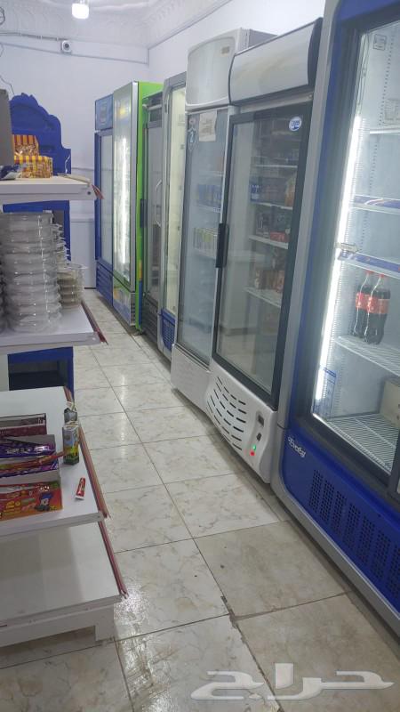 السلام عليكم بقاله للبيع ممتازه ودخلها حلو ويبي لها توفير64417849361283110