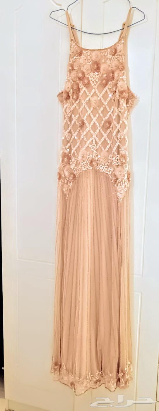 فساتين للبيع64415800820481110