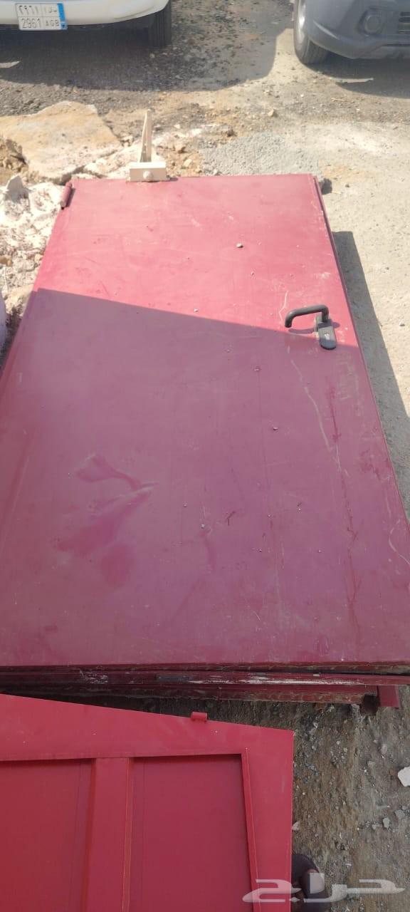 موجود ببيبان طوارئ اسباني على الشرط كامله64415545384322113