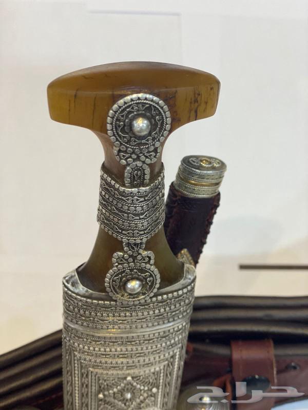 خنحر زراف قديم صافي سليم من الحشو والتشققات شرط صب فضه64417008507139113