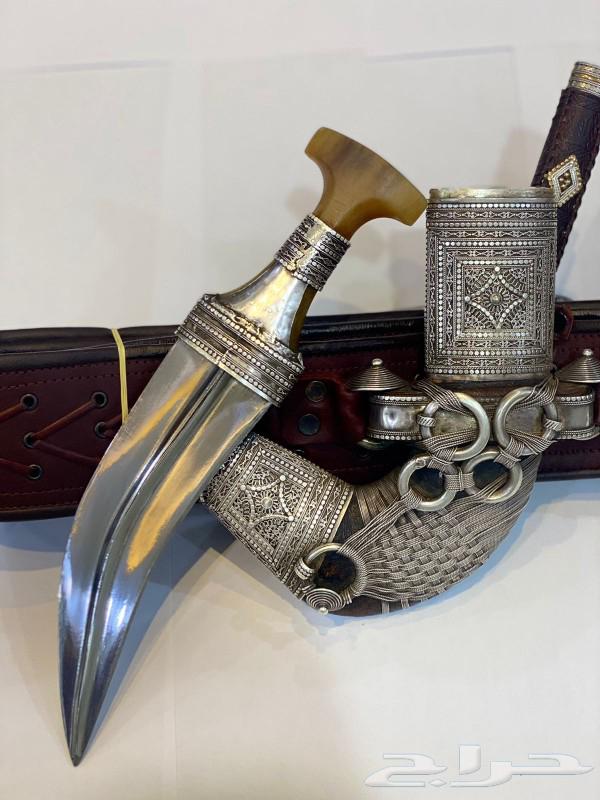 خنحر زراف قديم صافي سليم من الحشو والتشققات شرط صب فضه64417008507139114