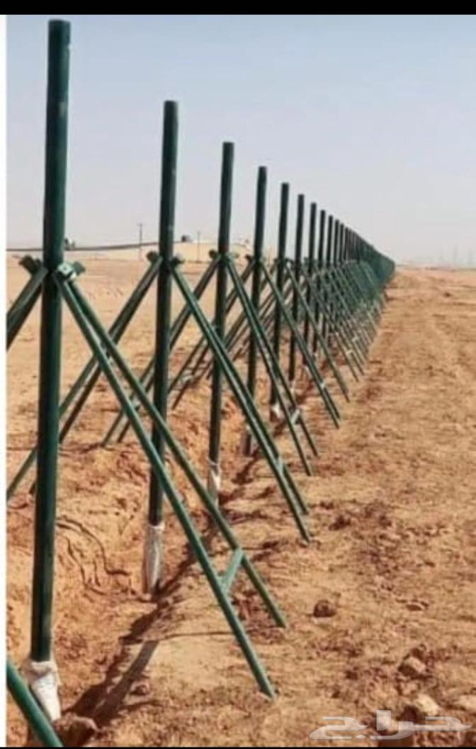 Installation of fences64218307789313111