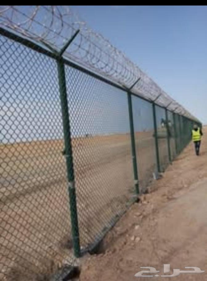 Installation of fences64218307789313114