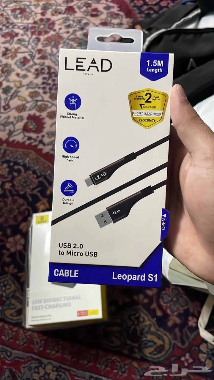 iPhone chargers, Type C, Galaxy, 20,000 mAh portable battery, and adapters64416835737601113