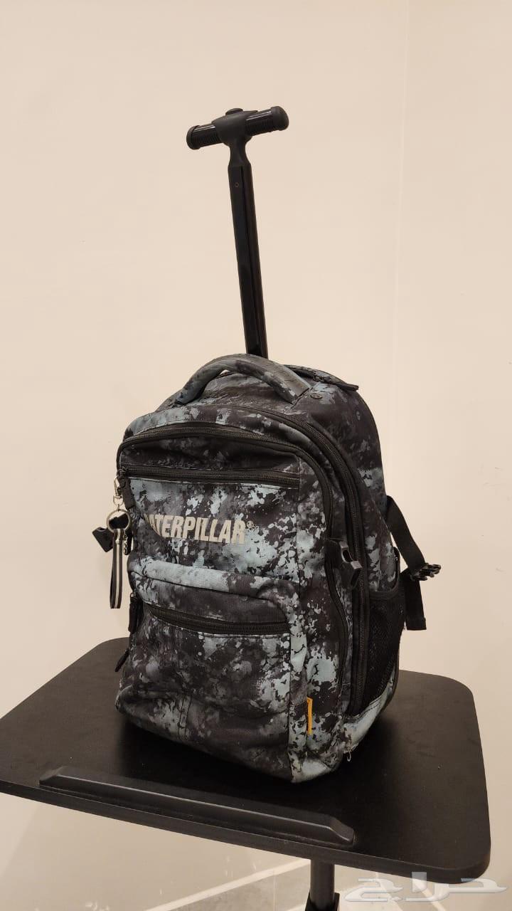 شنط مدرسيه كات اصليه64414806414851113