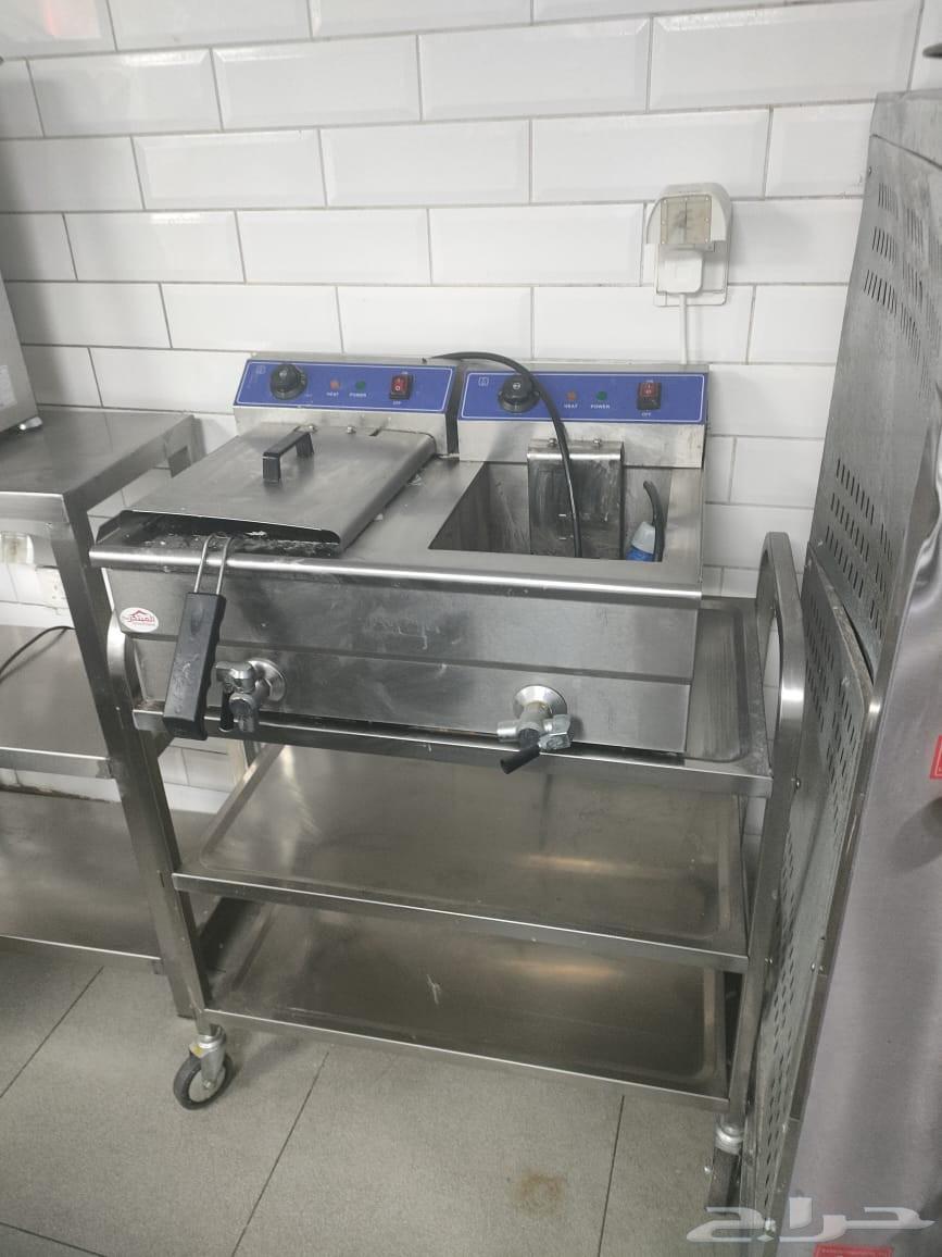 عدة مطعم كامله ..زيرو استعمال شهرين فقط ..بالفواتير للبيع64417035298177113