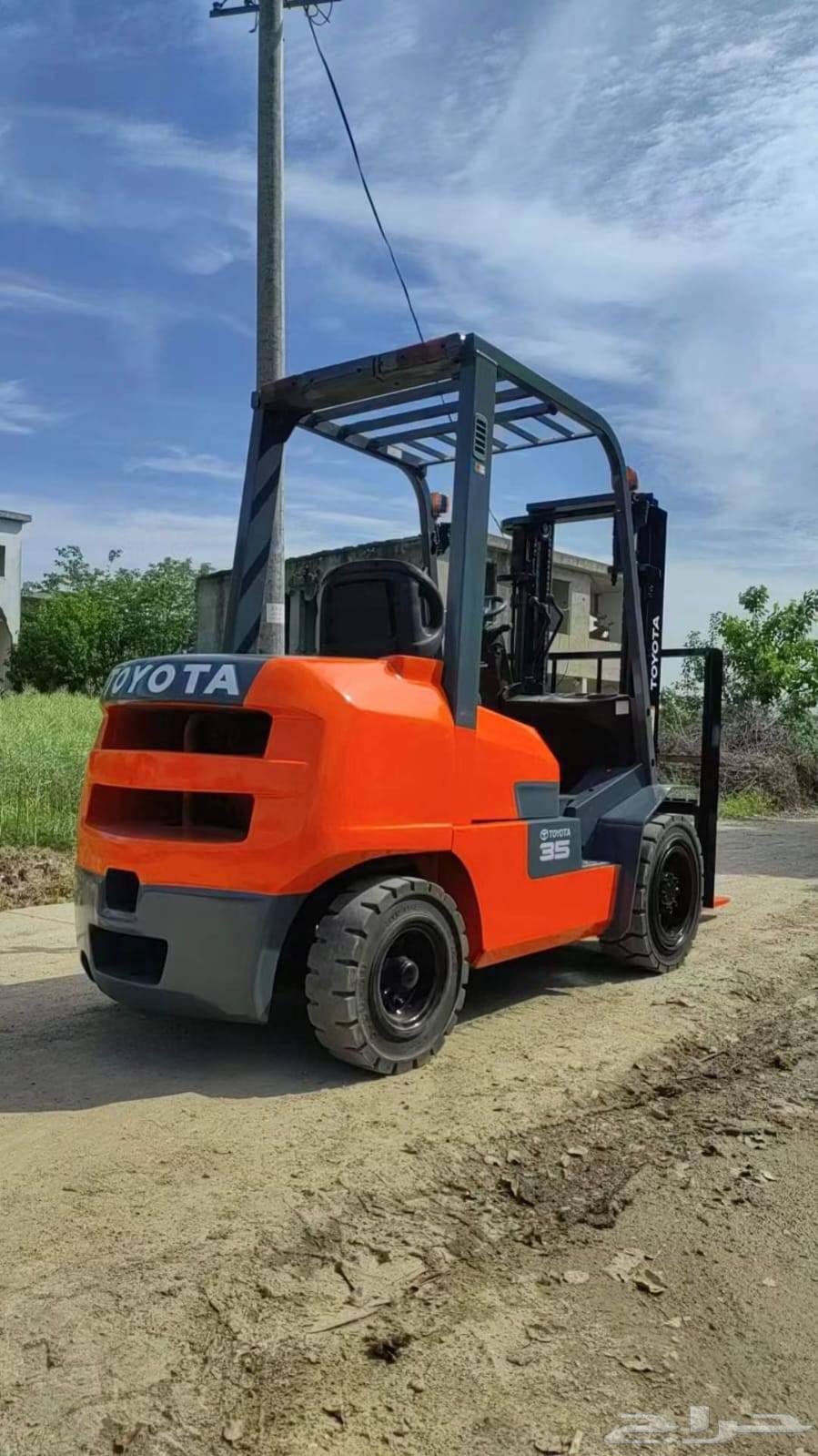 سيزرلفت ومانلفت للايجار شهري سنوي اسبوعي يومي64576618112385114