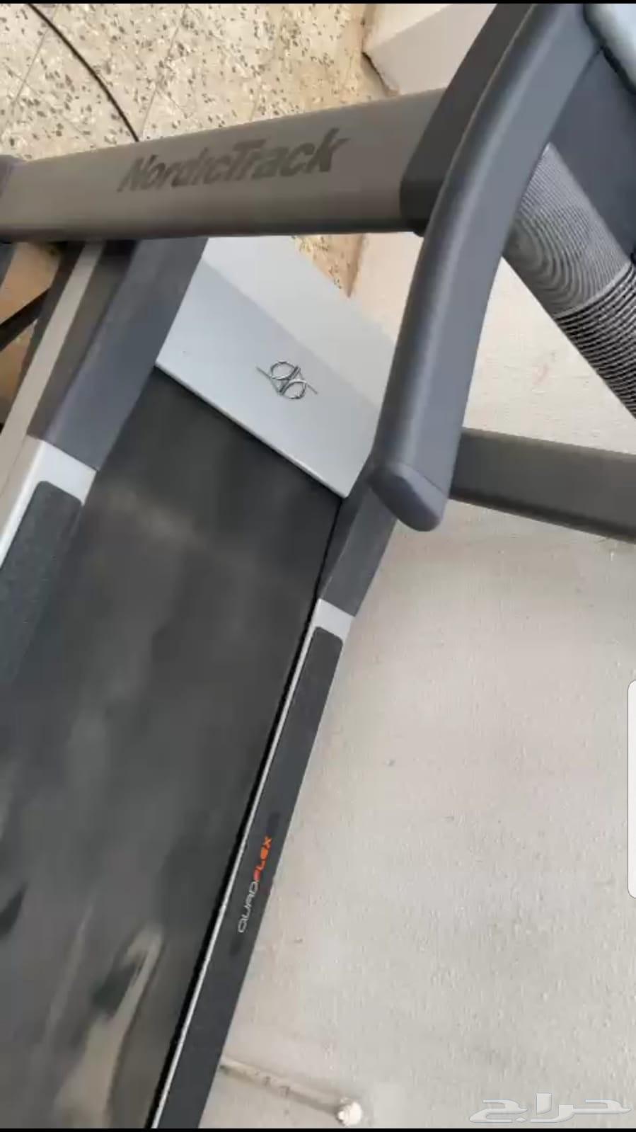 جهاز سير كهربائي يضاهي أجهزة الأندية الرياضية للأوزان الثقيل64418485754883111