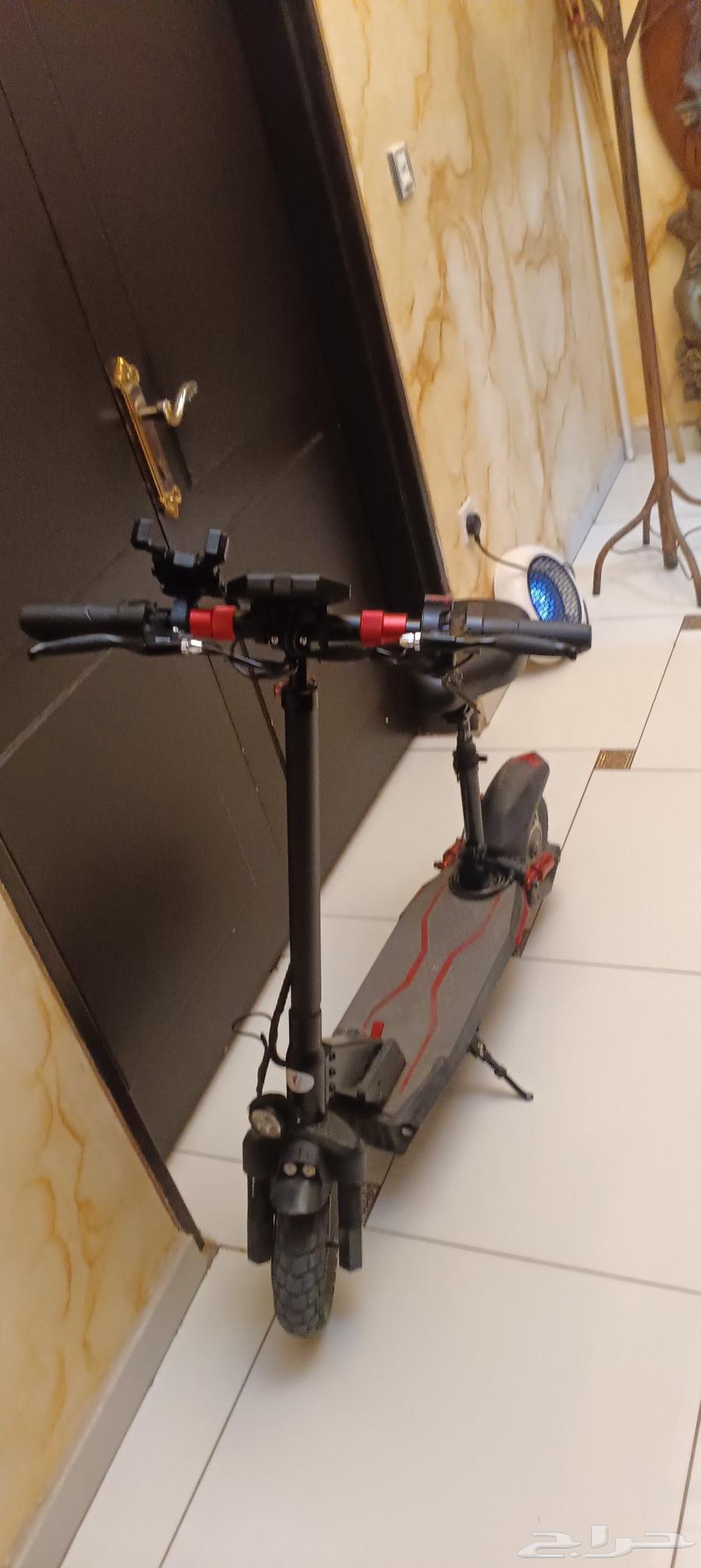 اسكوتر كهربائي واقف64415787320066112