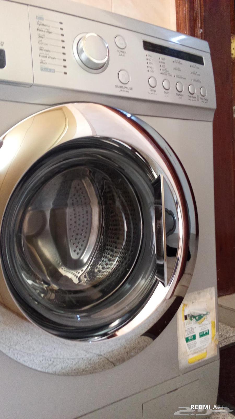 غسالة بحالة جيدة جدا بس فيها مشكلة بالقطعه الصغيرة تبع الباب64413193970307113