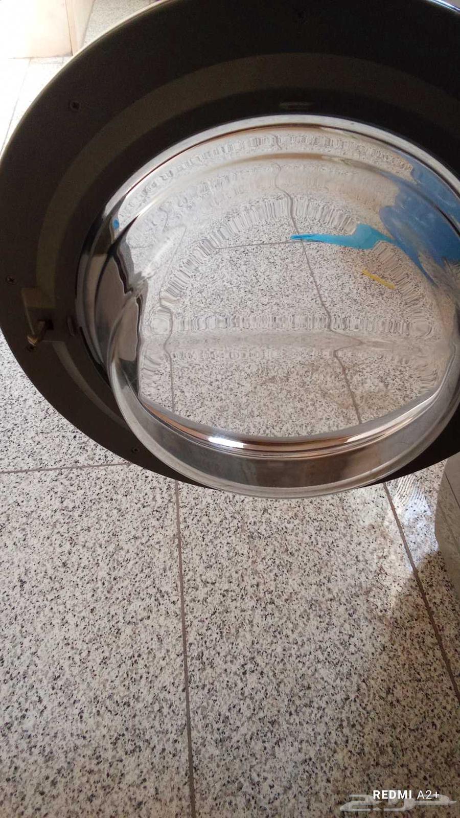 غسالة بحالة جيدة جدا بس فيها مشكلة بالقطعه الصغيرة تبع الباب64413193970307114