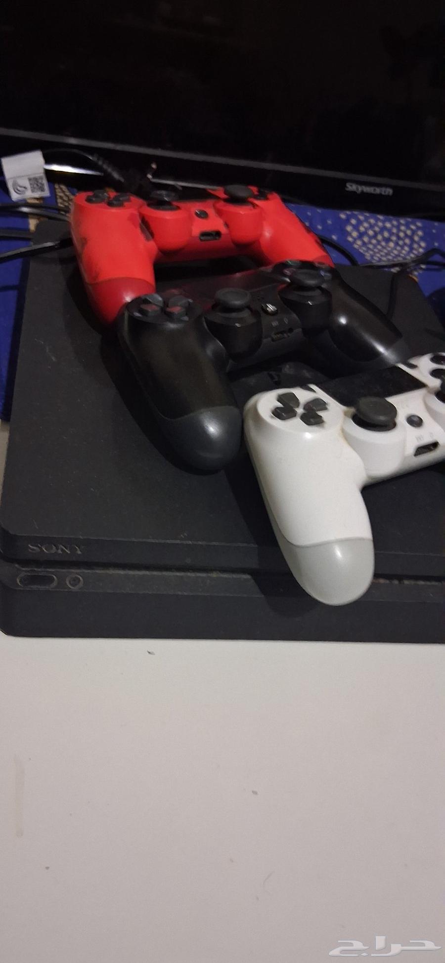 سوني 4 معاه 3 ايادي64406806843522110