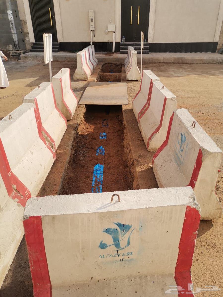 توريد حواجز خرسانيه مستخدم وجديد64419198270467114