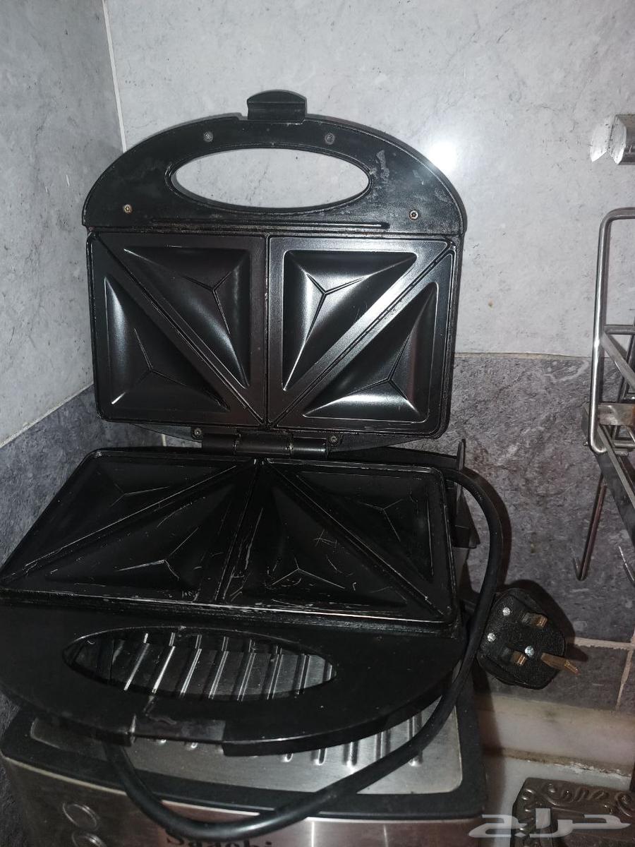 للبيع او البدل جهاز قهوة و الالة توست64415087849347110