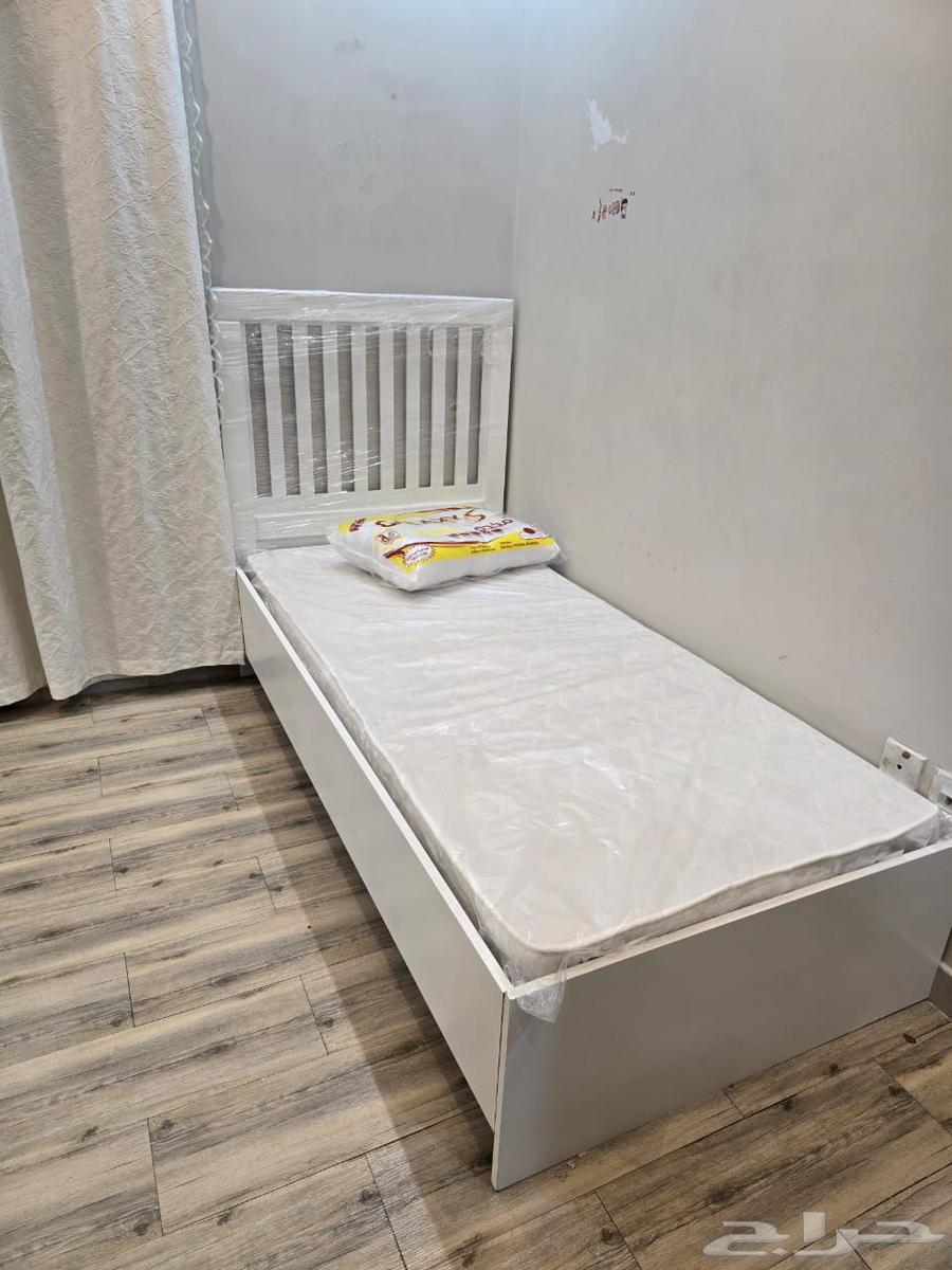 سرير خشب نفر واحد الون ابيض جديد64414302881411113