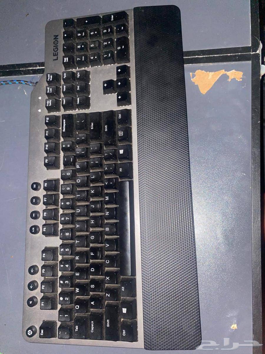 للبيع Xbox One فات يد Series باللون الأحمر شاشة64418187447554111