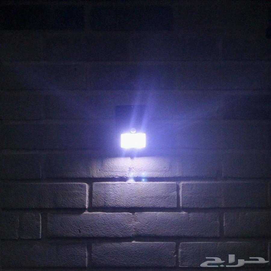 Excellent Solar-Powered Lamp from DLC with Two-Year Warranty64483701663363111