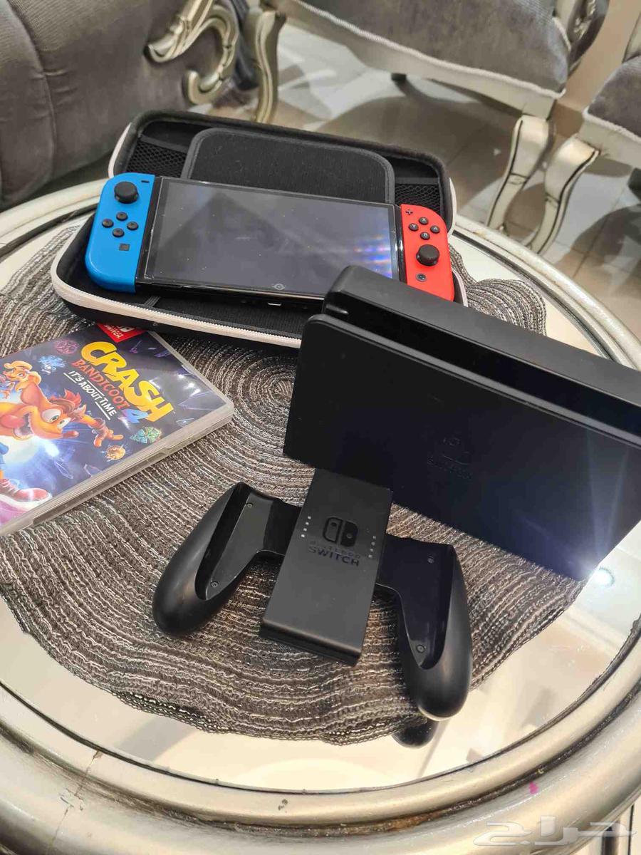 نينتندو سويتش OLED للبيع مع كامل ملحقاته64568852034434110