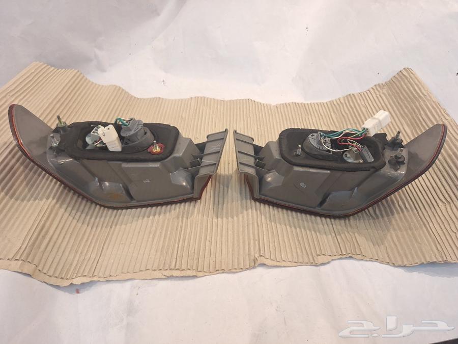 طقم اسطبات خلفيه للتايوتا كامري64585509103233111