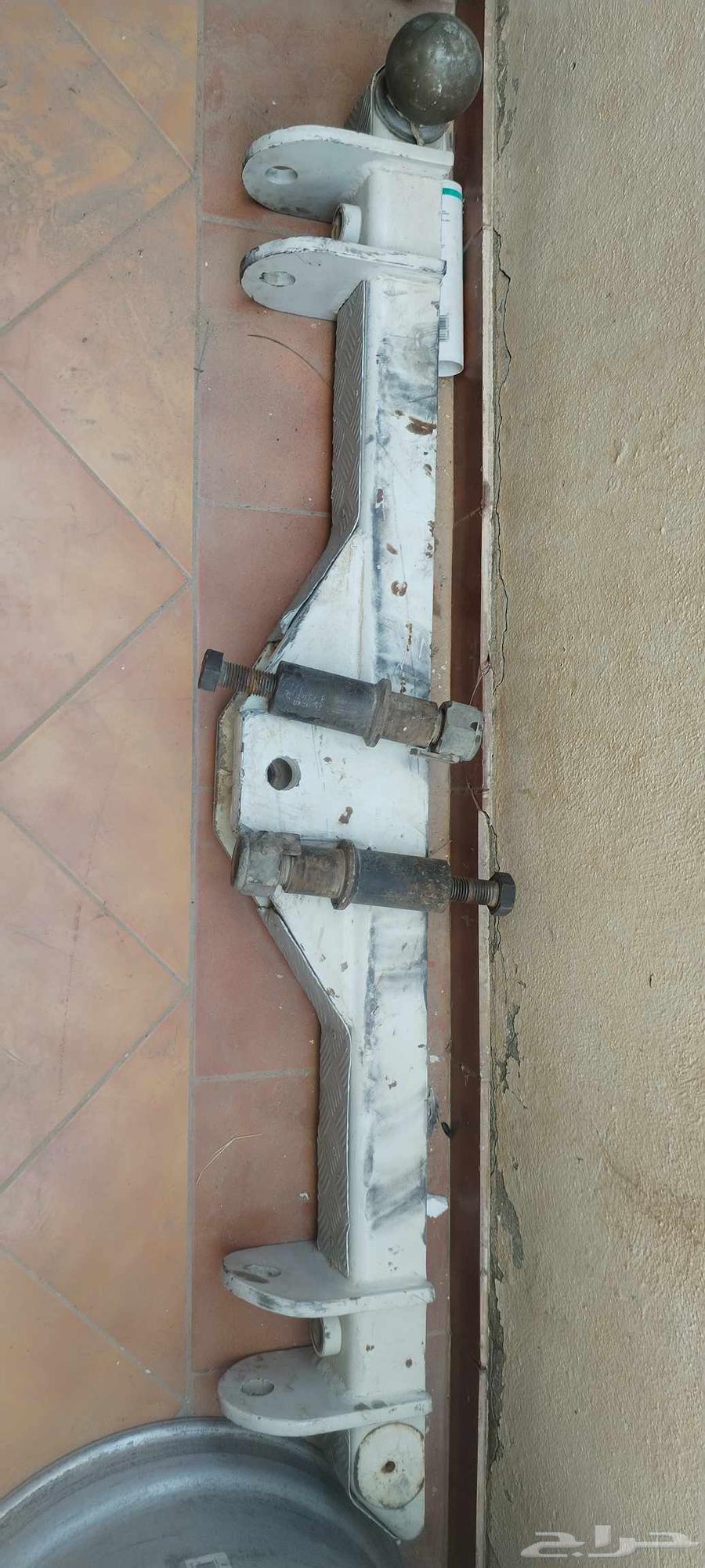 صدام سيارة فولفو 2005 ومافوق64584333555970111