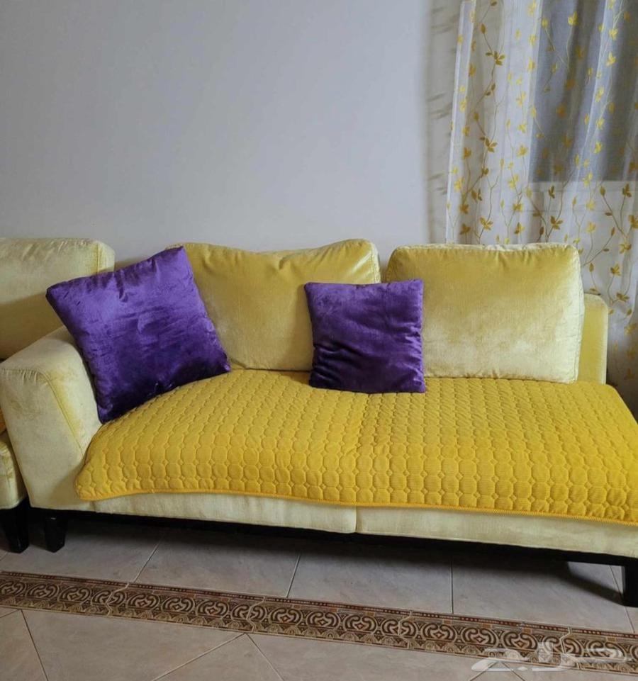 Two corner sofas64419932866945114