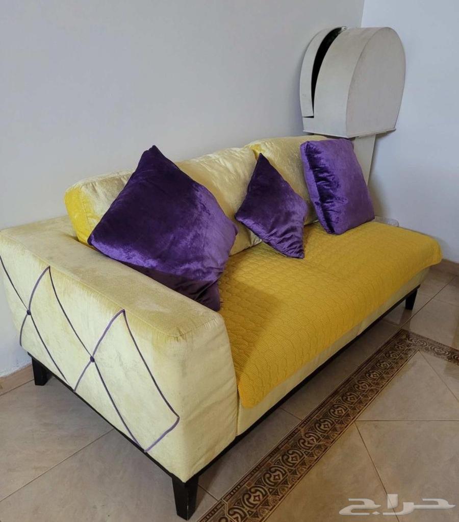 Two corner sofas64419932866945112