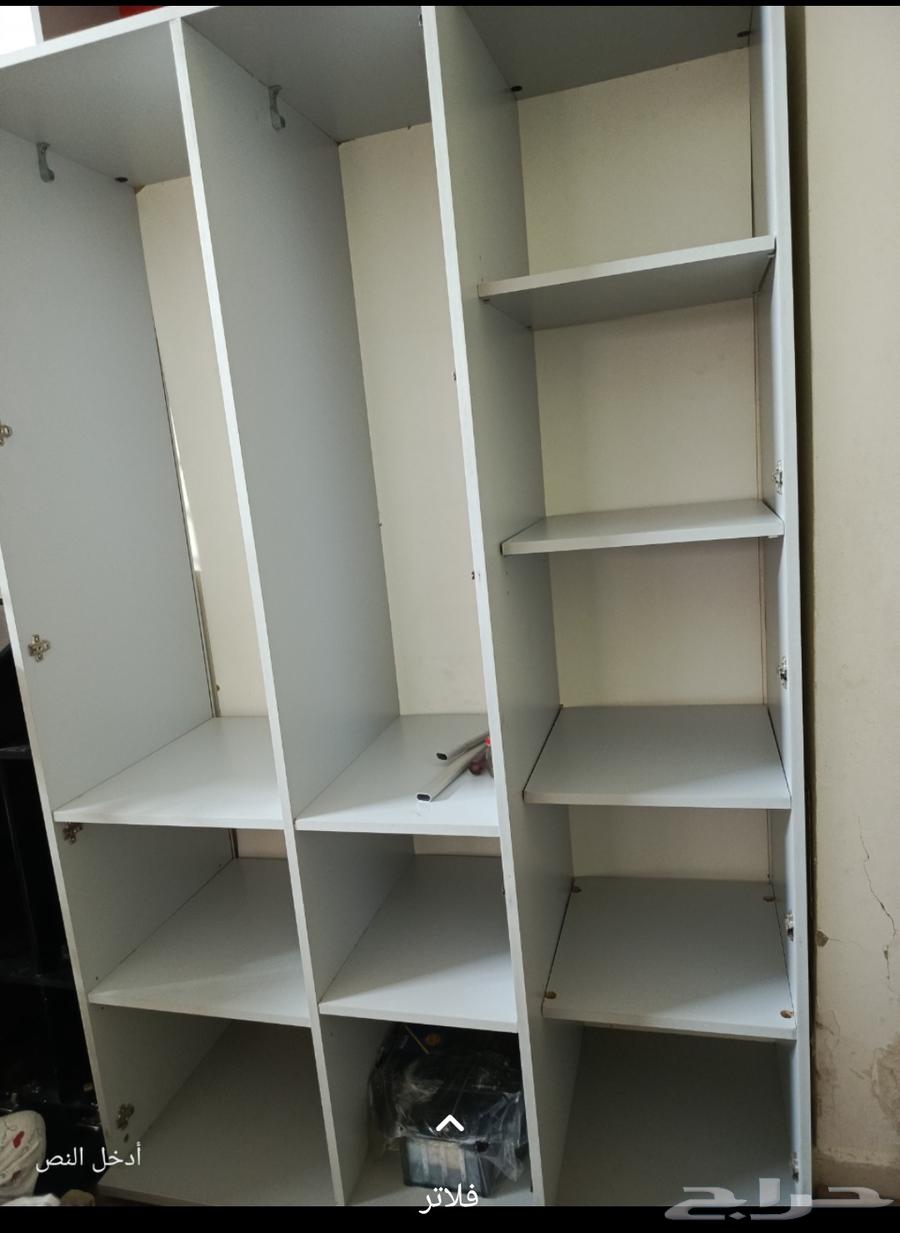 دولاب إيكيا نظيف ب 150 معه مكتب مفكوك جاهز64425556236929110