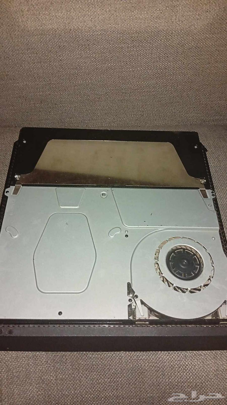 سوني 4 حالته جيده في كسور بسيطه بس ماتاثر كل شي شغال64422558035713111