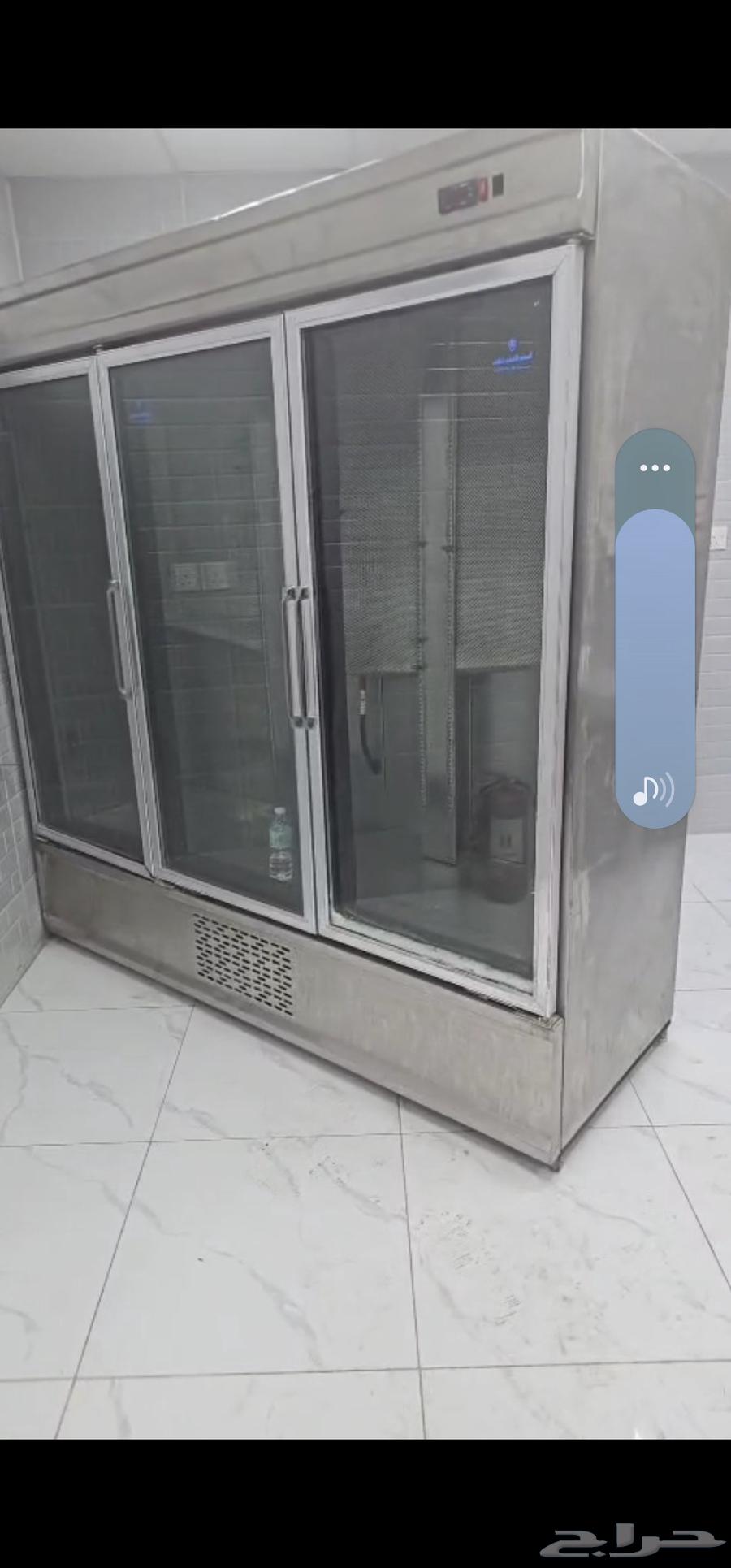 ثلاجة زجاجية بثلاثة أبواب64422639789569111