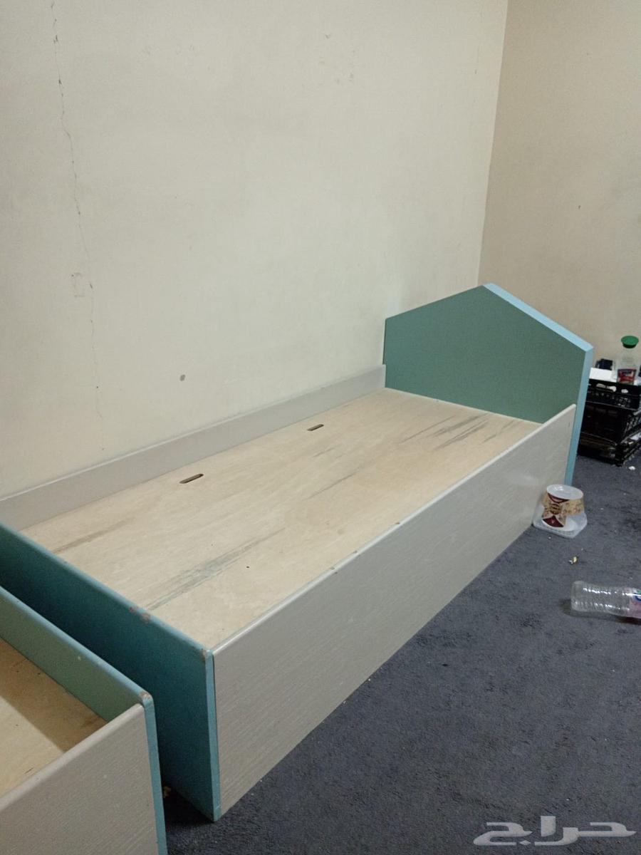 سراير نفر واحد باللون الأزرق و الوردي64424504313857111