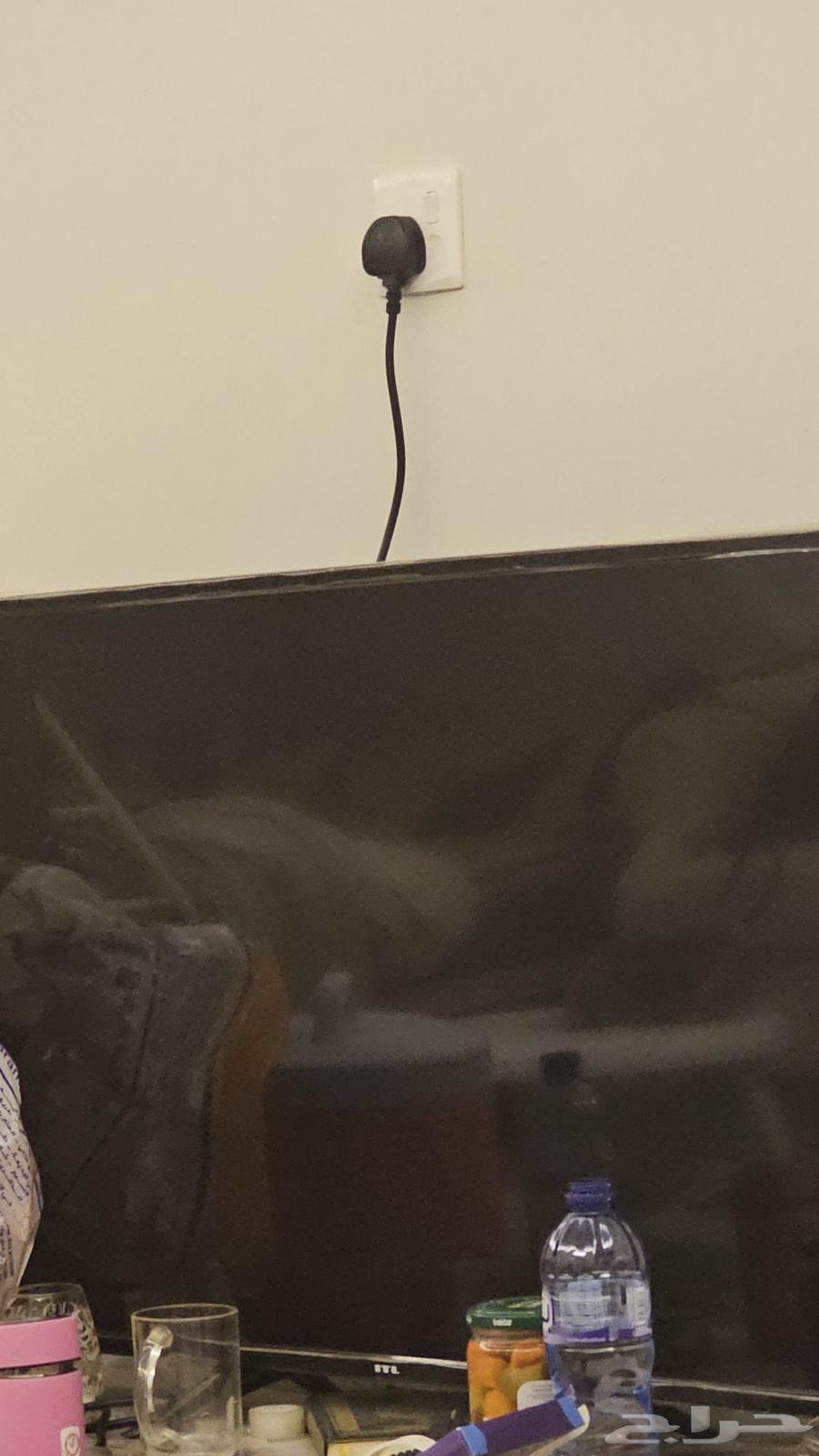 شاشة 43 بوصة   سرير دورين حديد   كنبة  كرسة  مراية64419784384899113