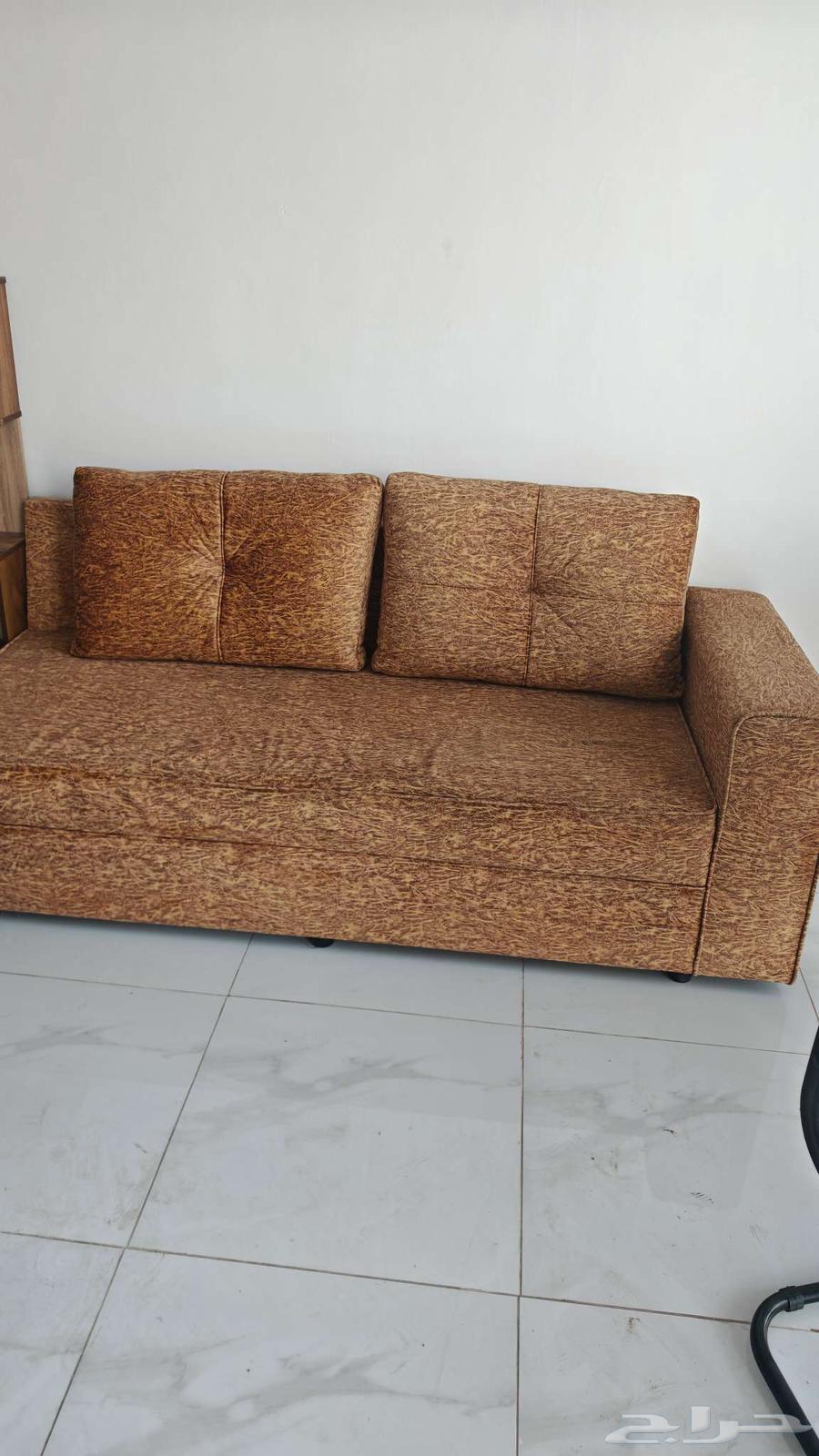 Sofa in excellent condition64420499415682110
