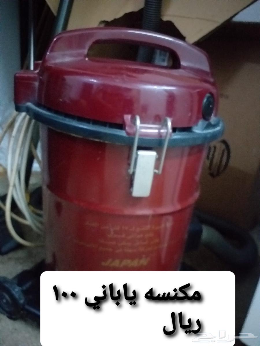 للبيع شاشه ومكتب ومكنسه وسجاده64422944310657110