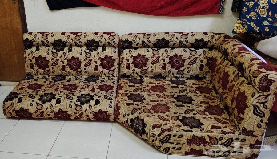 Complete floor sofa set in very good condition64424564039681113