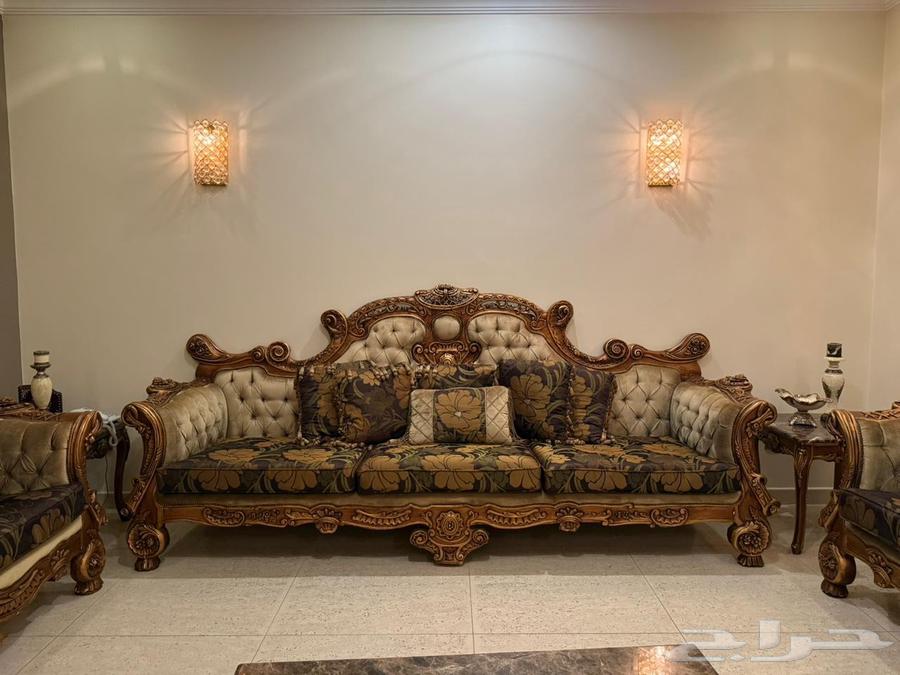 للبيع طقم كنب مجلس كلاسيكي فاخر64423917754241114