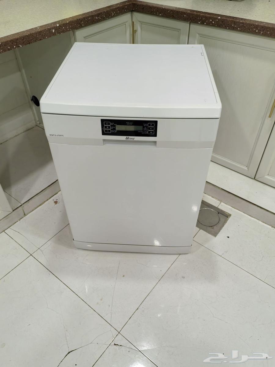 New dishwasher, reason for sale is that its size does not fit the kitchen64423877624579111