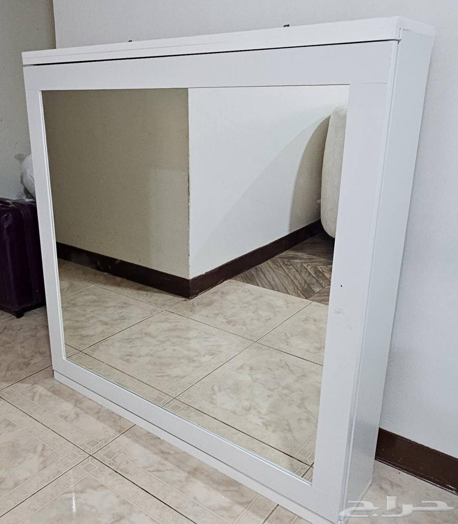 للبيع مرايا تسريحه داخلها ارفف صغيره64423038080130110