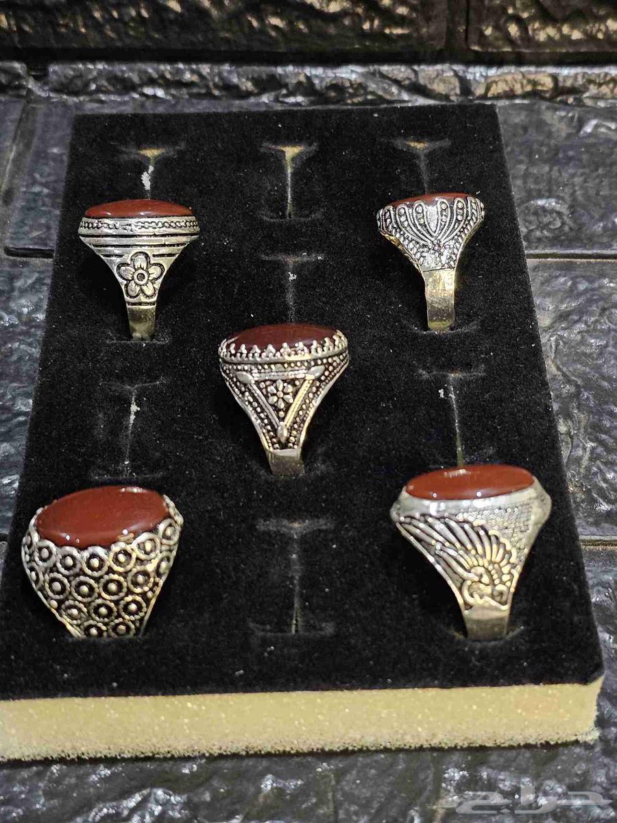 مجموعة تحف انتيكات قطع تراثية 00964424815787523111