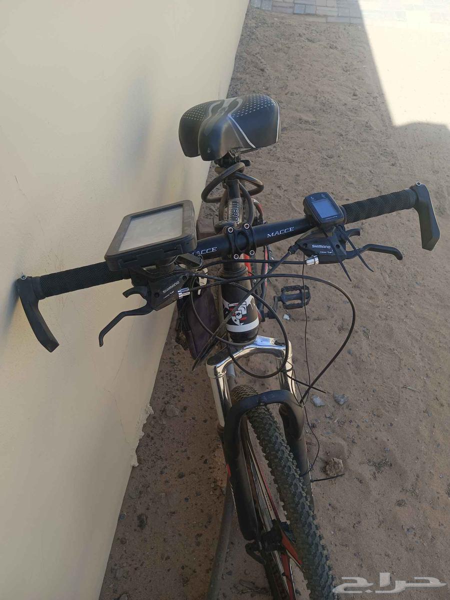 سيكل رياضي مقاس 25 يحتاج بس نفخ هواء كفر سيكل عادي ورياضي64424172514946110