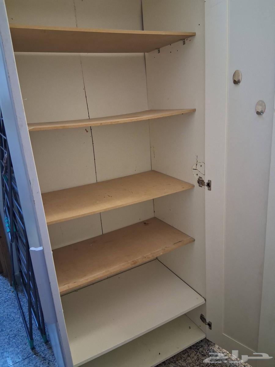 دولاب من ايكيا64422218981634112