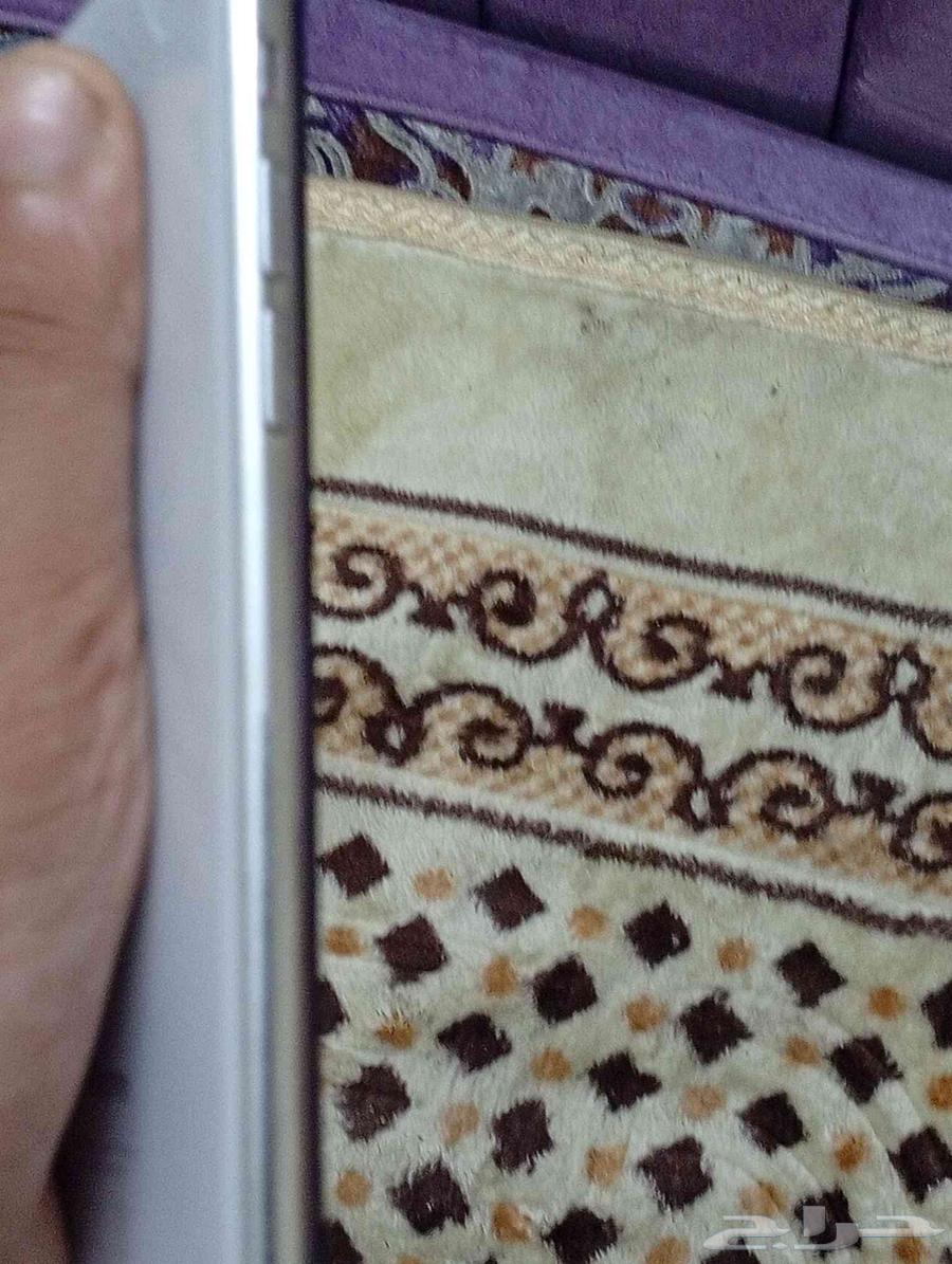 ايفون اكس لون ابيض في الكسر خفيف وراء كسر قدام كل شيء وكاله64419892587907112
