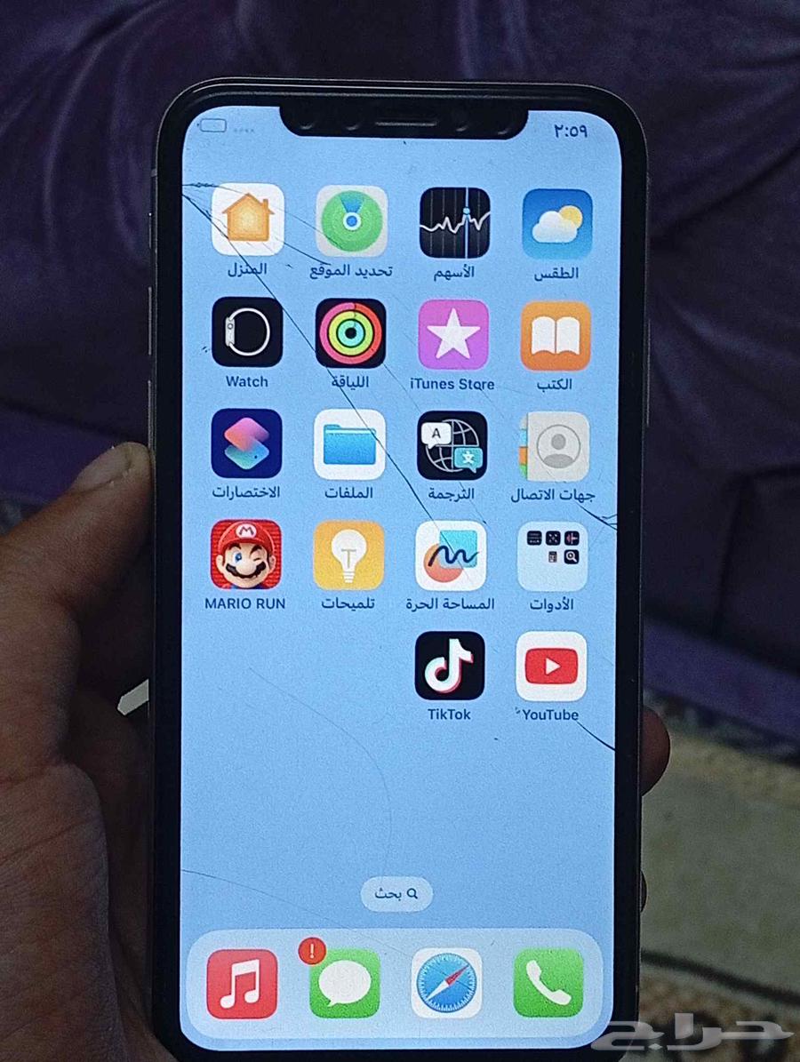 ايفون اكس لون ابيض في الكسر خفيف وراء كسر قدام كل شيء وكاله64419892587907113